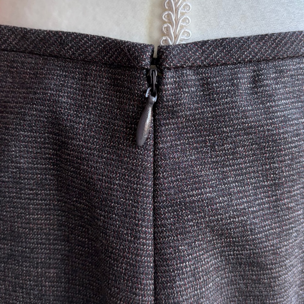 •Antonio Melani• Double Vent Career Skirt - Size 6 - Picture 5 of 7